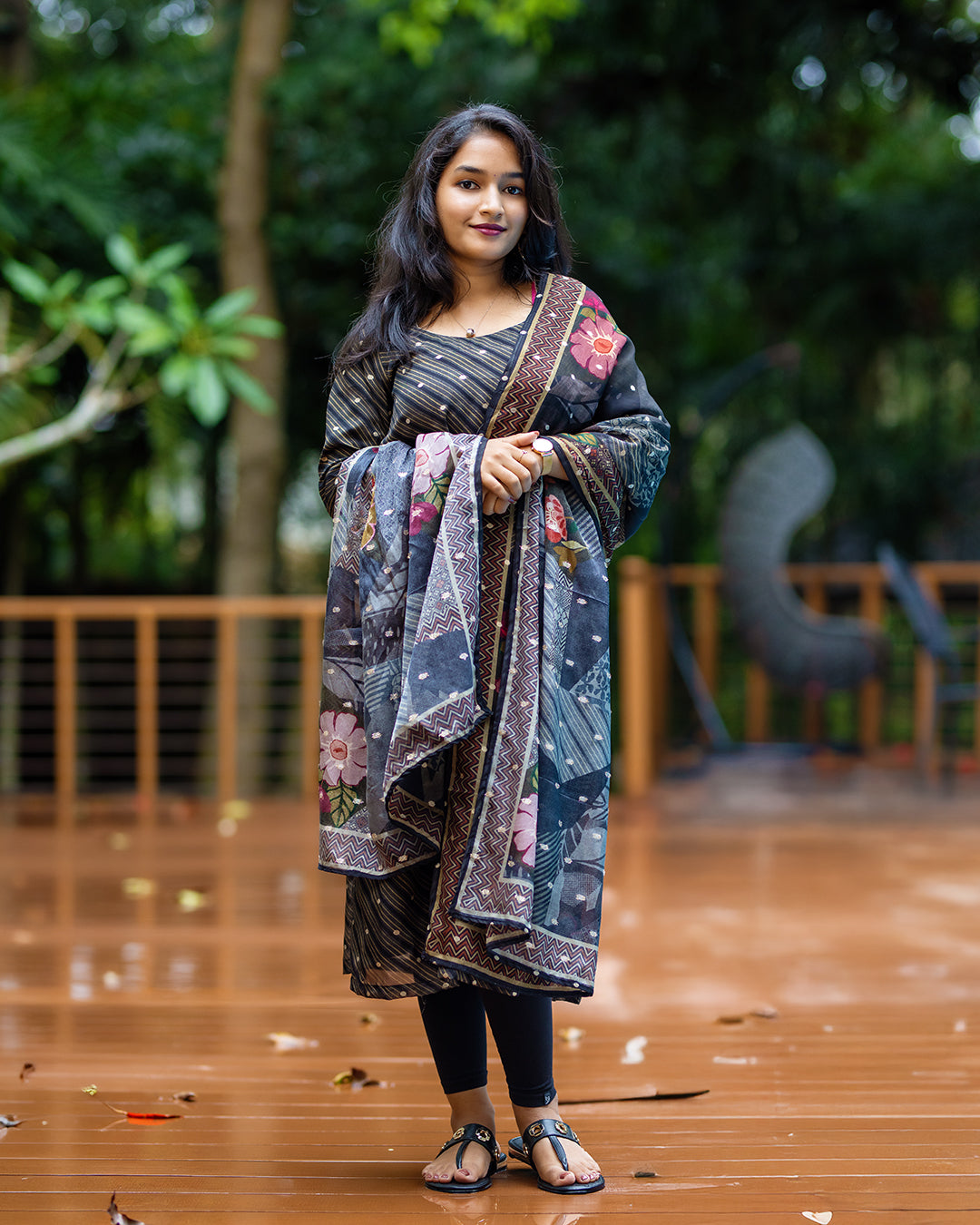 Elegant Organza Butti Kurti Top & Designer Dupatta